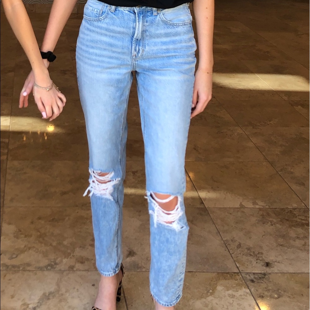 American Eagle Mom Jeans